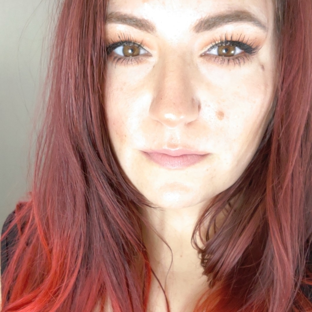 Meet your Posher, Adriana